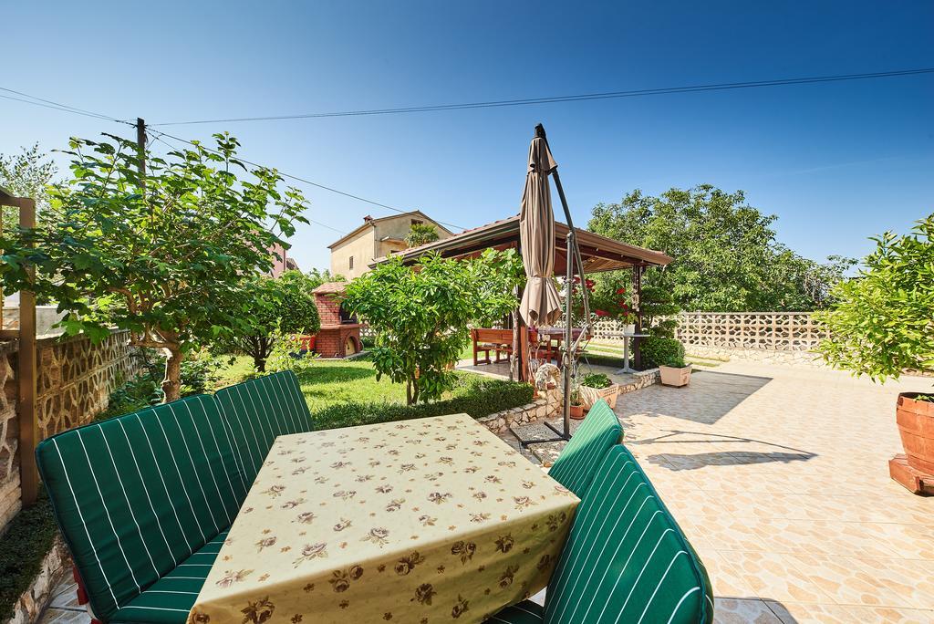 Apartment Erika Умаг Екстериор снимка